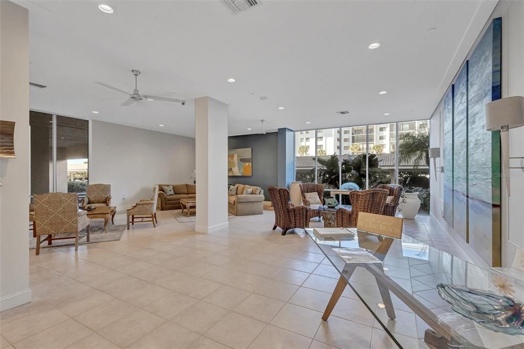 Active With Contract: $665,000 (1 beds, 1 baths, 1116 Square Feet)