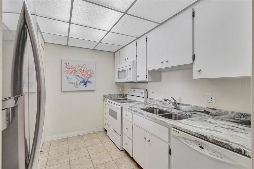 Active With Contract: $665,000 (1 beds, 1 baths, 1116 Square Feet)