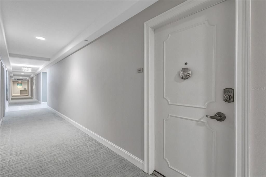 Active With Contract: $665,000 (1 beds, 1 baths, 1116 Square Feet)