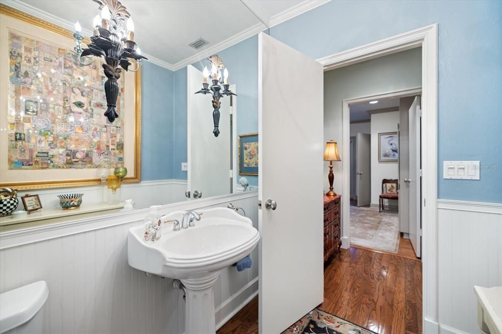 Active With Contract: $1,200,000 (4 beds, 3 baths, 2186 Square Feet)