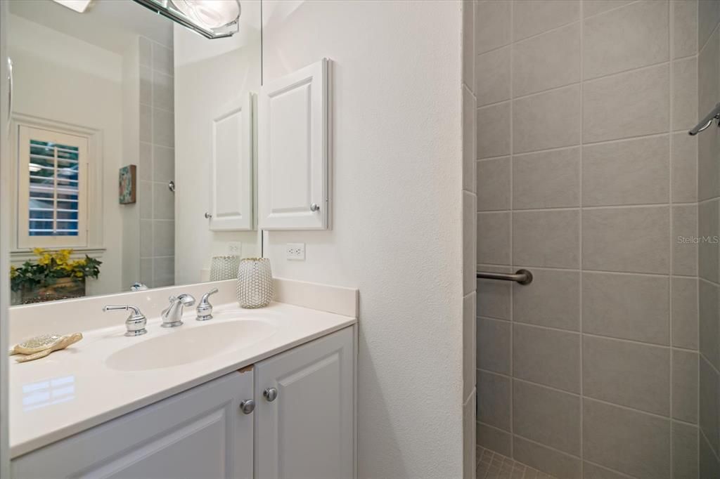 Active With Contract: $1,200,000 (4 beds, 3 baths, 2186 Square Feet)