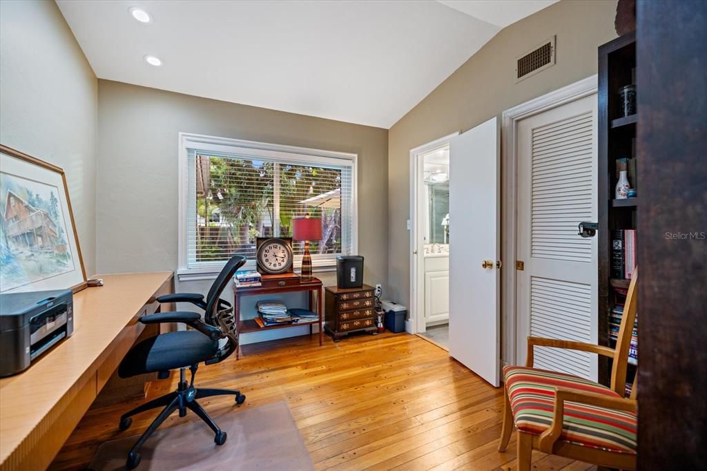 Active With Contract: $1,200,000 (4 beds, 3 baths, 2186 Square Feet)