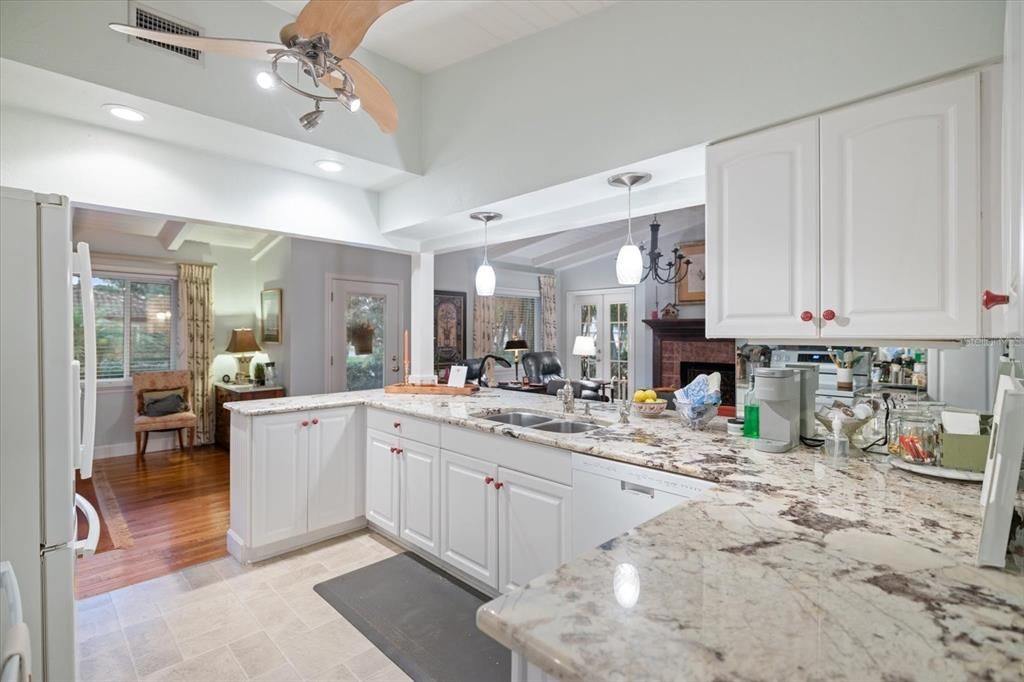 Active With Contract: $1,200,000 (4 beds, 3 baths, 2186 Square Feet)