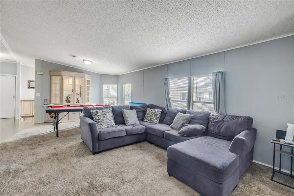 待售: $220,000 (2 贝兹, 2 浴室, 1391 平方英尺)