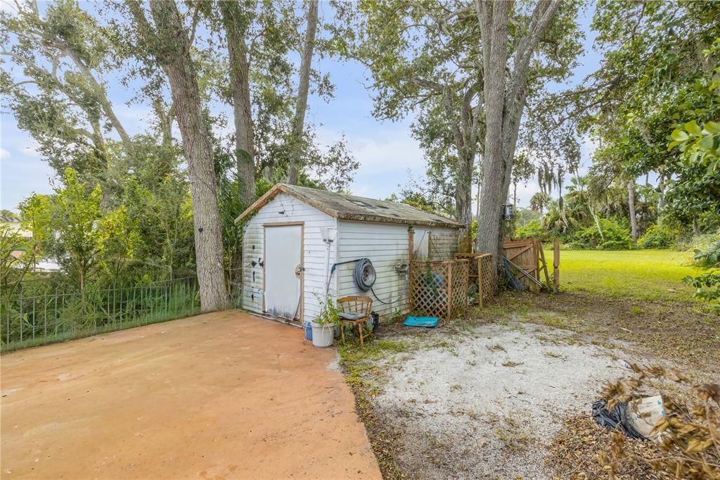 待售: $220,000 (2 贝兹, 2 浴室, 1391 平方英尺)