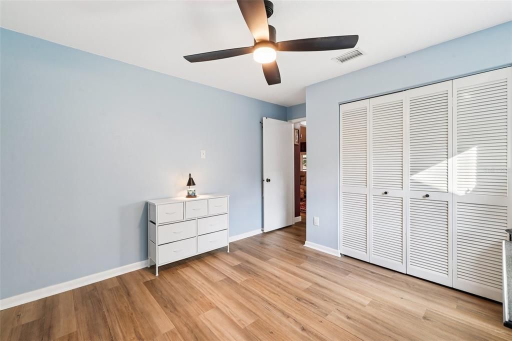 For Sale: $435,000 (3 beds, 2 baths, 1463 Square Feet)