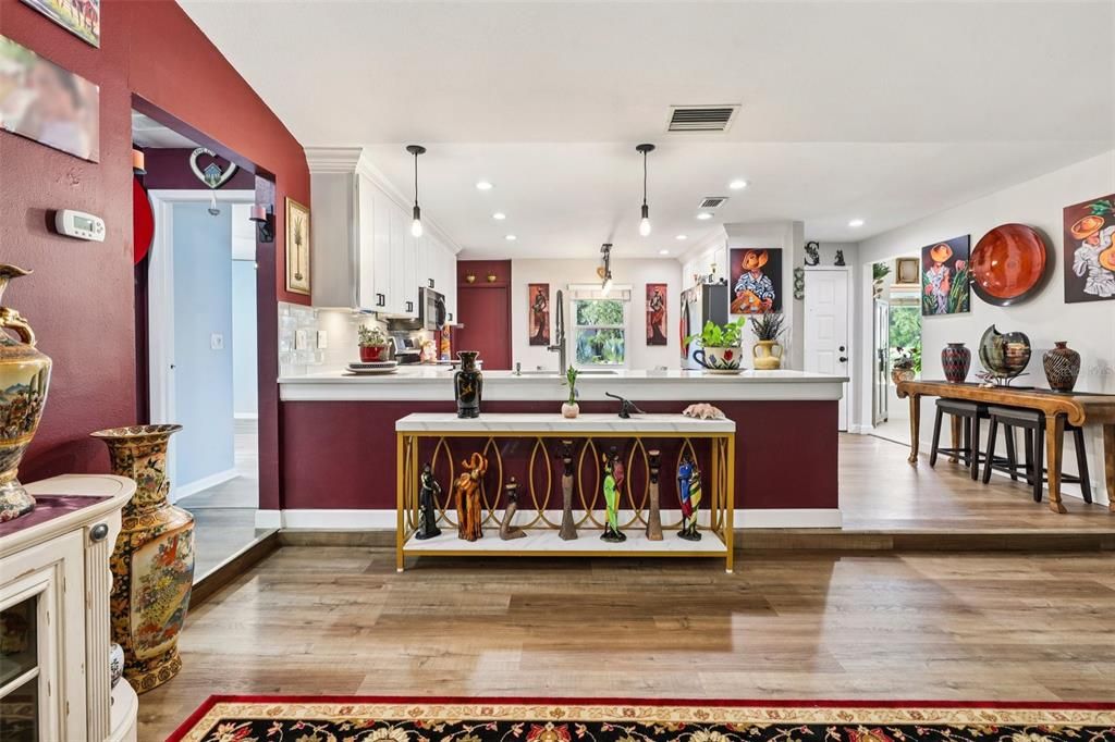 For Sale: $435,000 (3 beds, 2 baths, 1463 Square Feet)