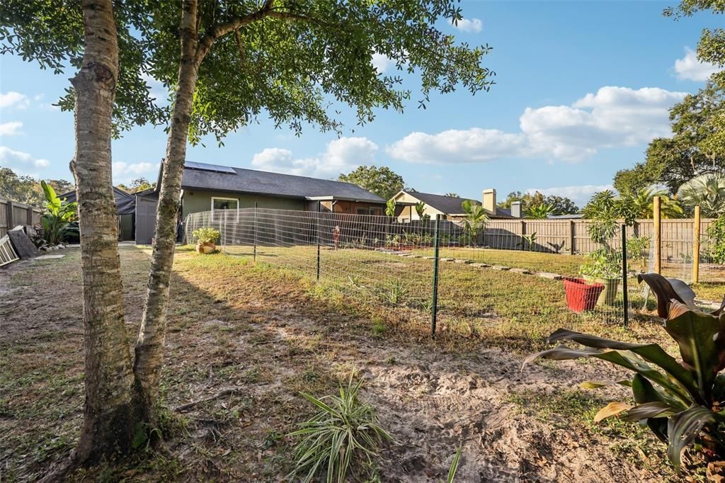 For Sale: $435,000 (3 beds, 2 baths, 1463 Square Feet)