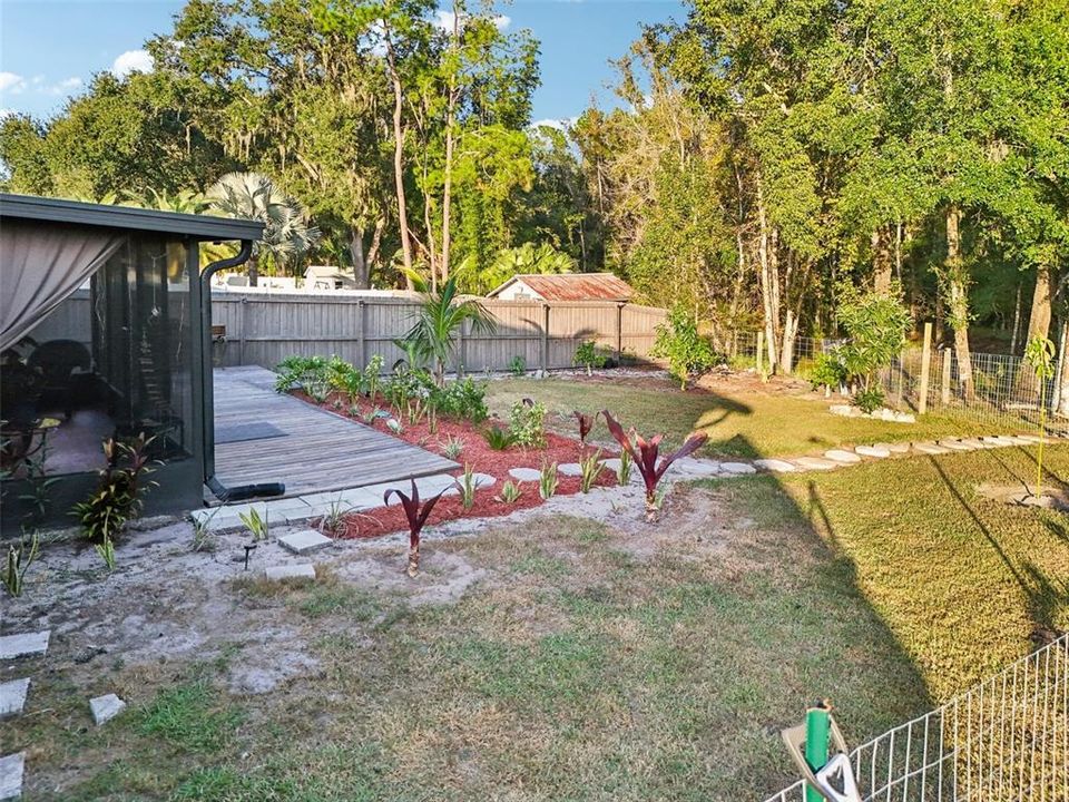 For Sale: $435,000 (3 beds, 2 baths, 1463 Square Feet)