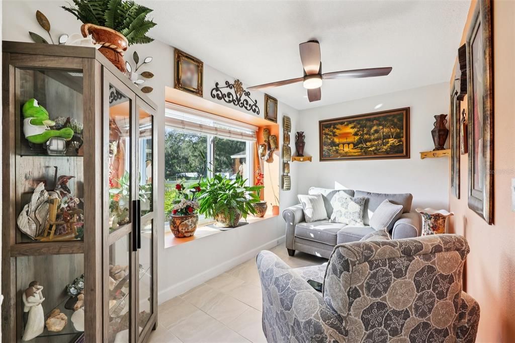 For Sale: $435,000 (3 beds, 2 baths, 1463 Square Feet)