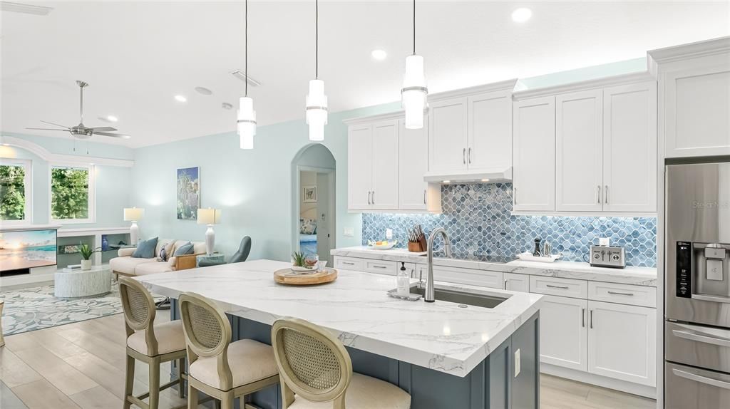 En Renta: $6,500 (4 camas, 3 baños, 2405 Pies cuadrados)