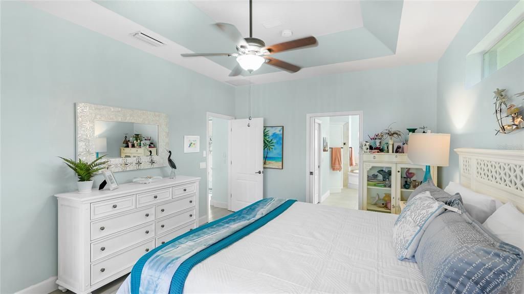 En Renta: $6,500 (4 camas, 3 baños, 2405 Pies cuadrados)