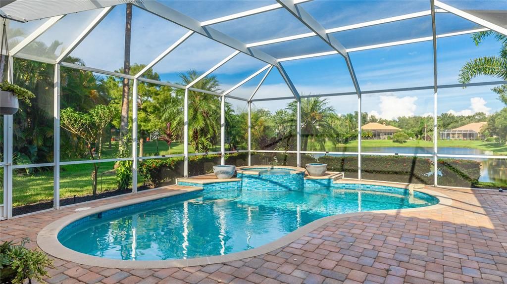 En Renta: $6,500 (4 camas, 3 baños, 2405 Pies cuadrados)