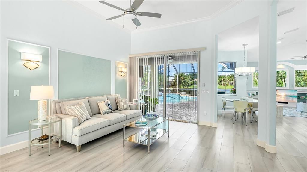 En Renta: $6,500 (4 camas, 3 baños, 2405 Pies cuadrados)