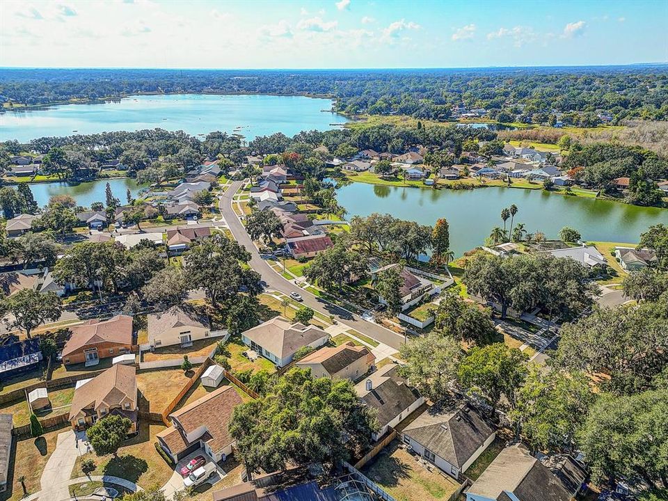 На продажу: $409,900 (3 спален, 2 ванн, 1804 Квадратных фут)