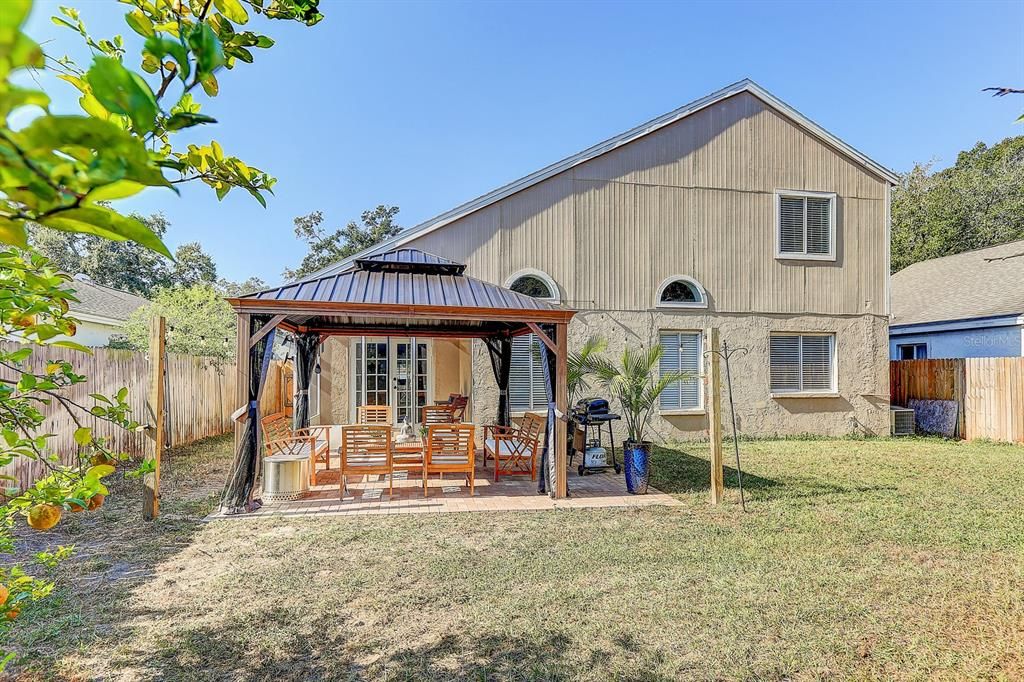 На продажу: $409,900 (3 спален, 2 ванн, 1804 Квадратных фут)