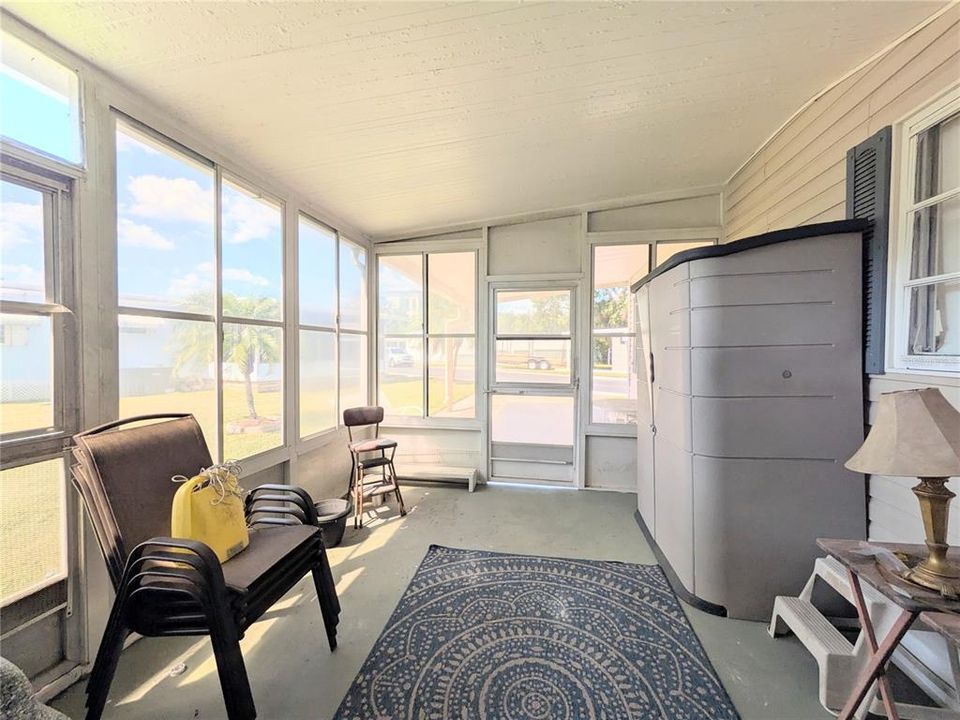 待售: $125,000 (2 贝兹, 2 浴室, 1026 平方英尺)