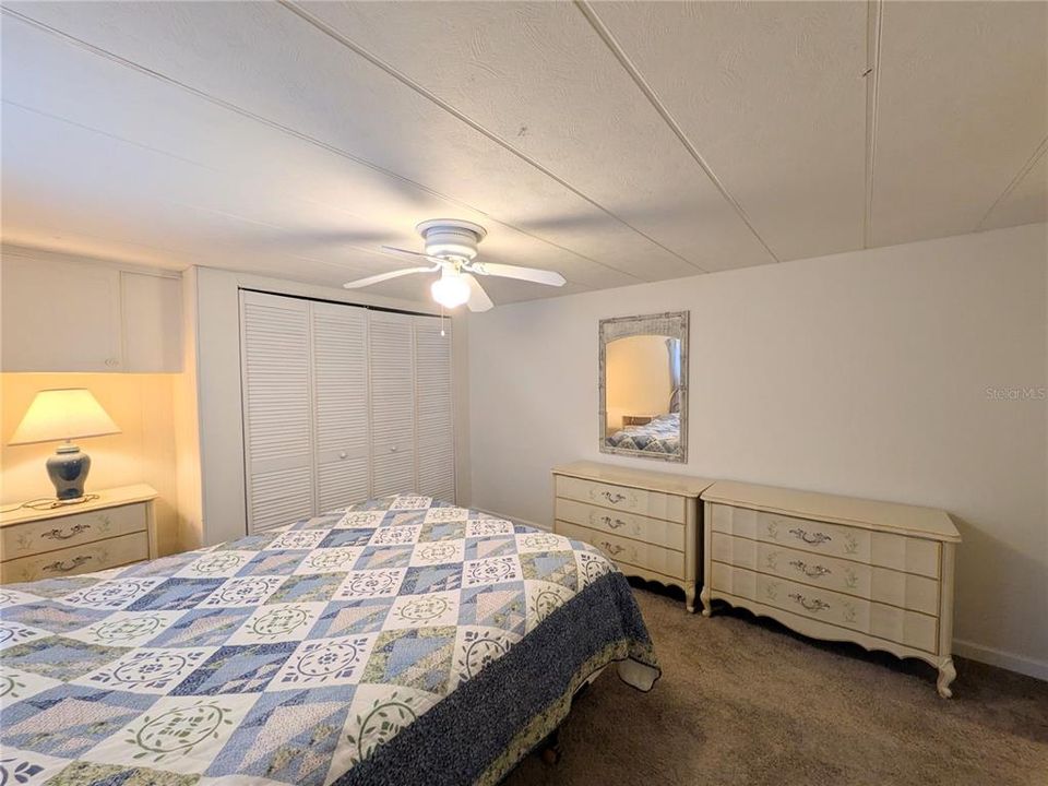 待售: $125,000 (2 贝兹, 2 浴室, 1026 平方英尺)