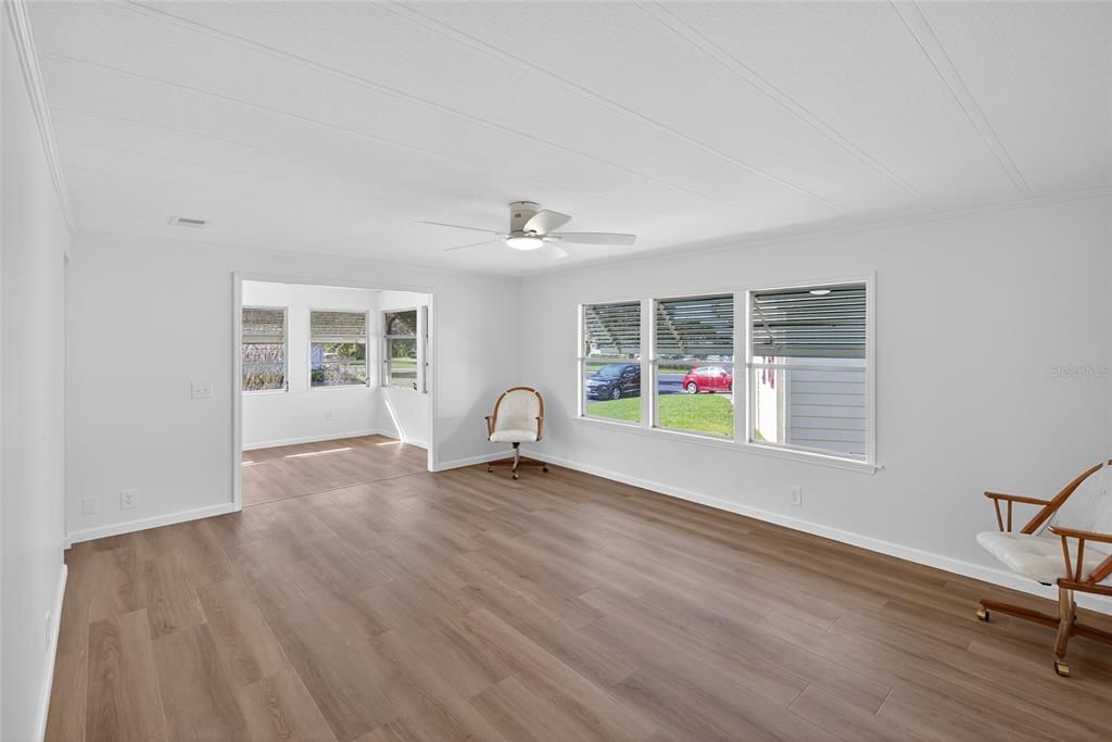 待售: $186,000 (2 贝兹, 2 浴室, 1344 平方英尺)