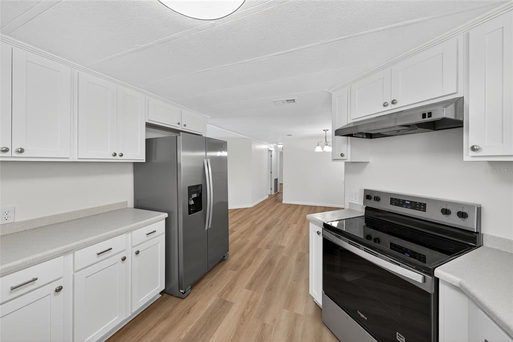 待售: $186,000 (2 贝兹, 2 浴室, 1344 平方英尺)