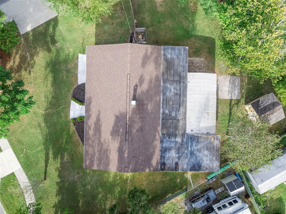 Active With Contract: $350,000 (4 beds, 2 baths, 1598 Square Feet)