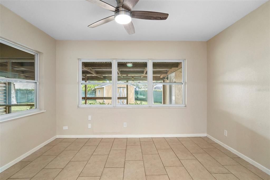 Active With Contract: $350,000 (4 beds, 2 baths, 1598 Square Feet)