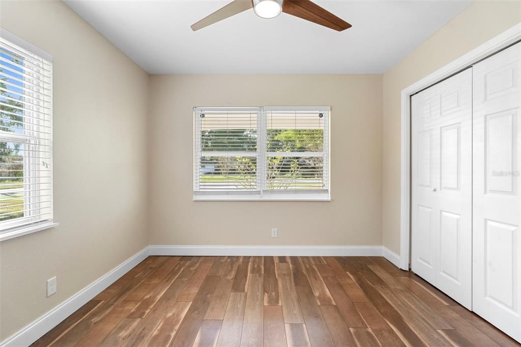 Active With Contract: $350,000 (4 beds, 2 baths, 1598 Square Feet)