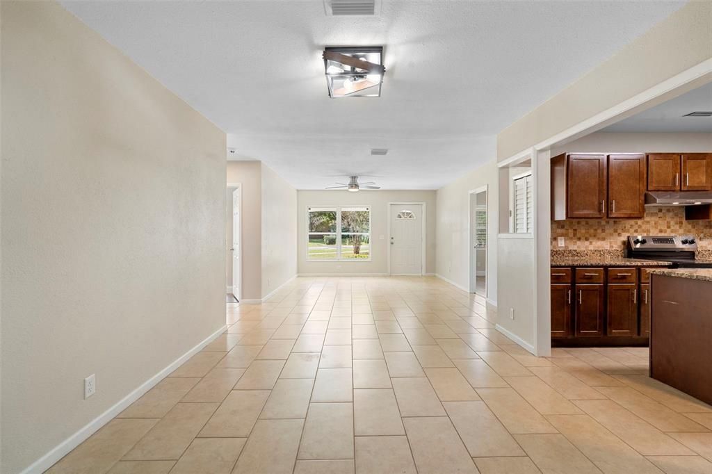 Active With Contract: $350,000 (4 beds, 2 baths, 1598 Square Feet)