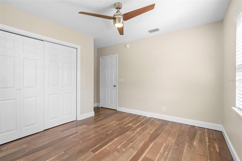 Active With Contract: $350,000 (4 beds, 2 baths, 1598 Square Feet)