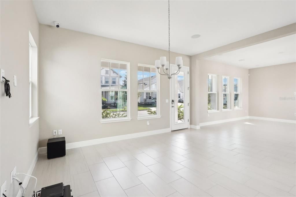 待售: $999,000 (5 贝兹, 4 浴室, 2814 平方英尺)