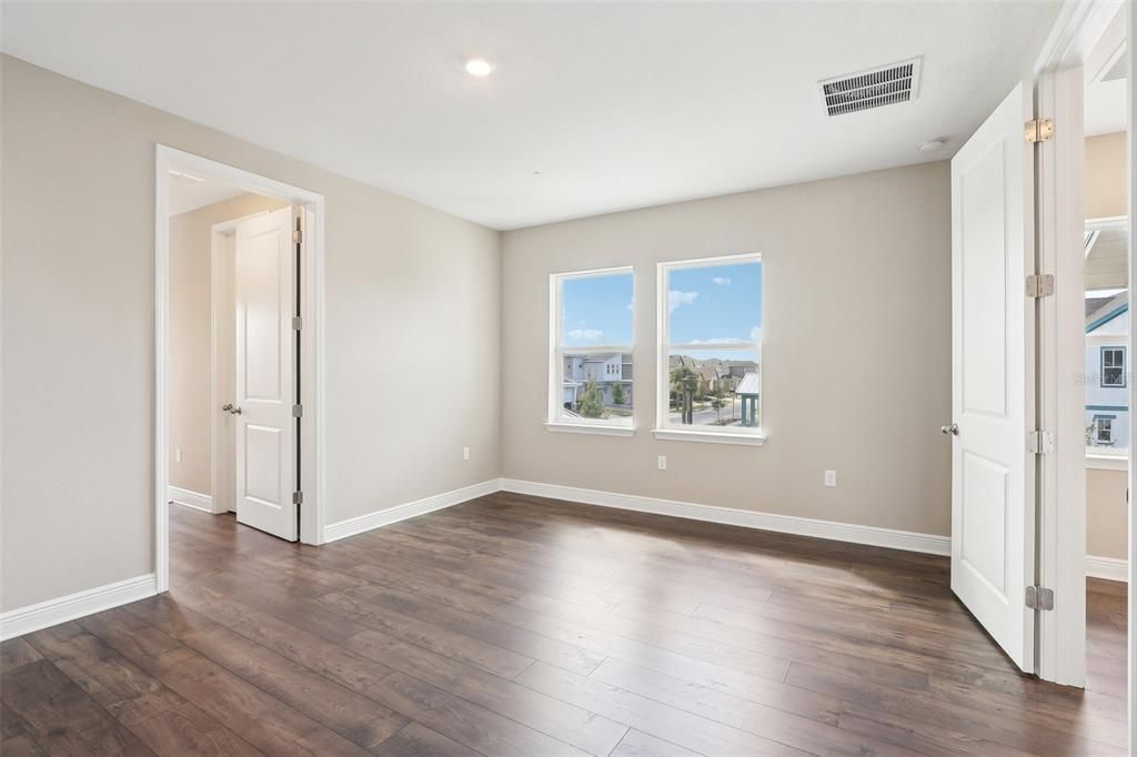 待售: $999,000 (5 贝兹, 4 浴室, 2814 平方英尺)