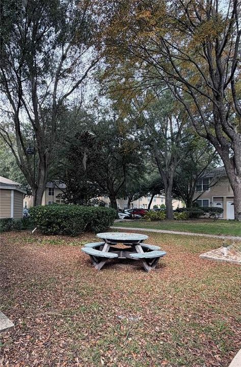 For Sale: $210,000 (2 beds, 2 baths, 1114 Square Feet)