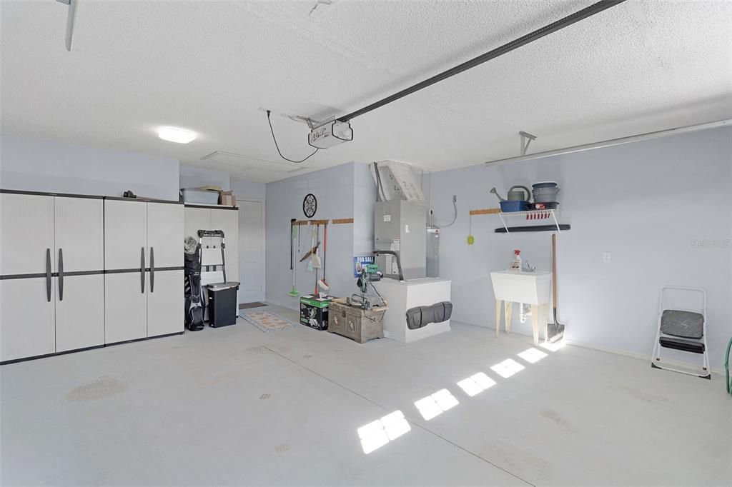 For Sale: $295,000 (2 beds, 2 baths, 1156 Square Feet)