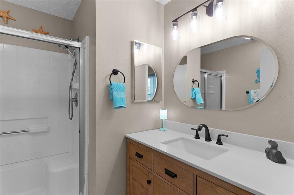 For Sale: $295,000 (2 beds, 2 baths, 1156 Square Feet)