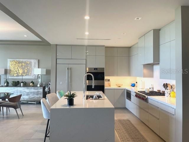 В аренду: $25,000 (1 спален, 1 ванн, 1721 Квадратных фут)