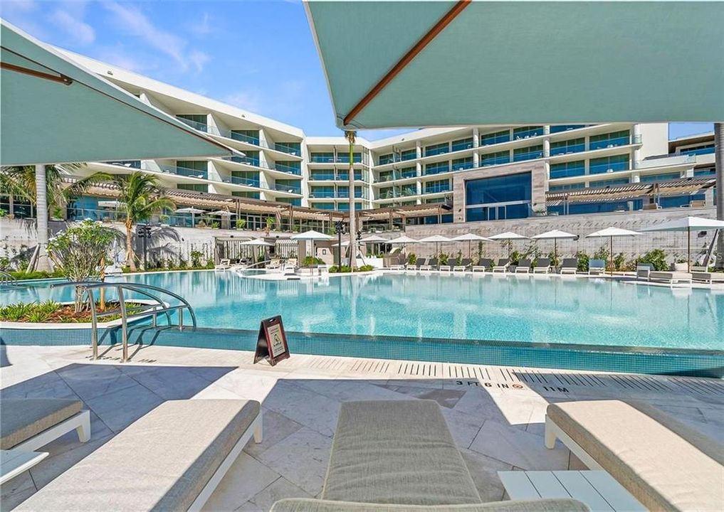 В аренду: $25,000 (1 спален, 1 ванн, 1721 Квадратных фут)