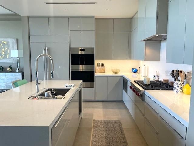 В аренду: $25,000 (1 спален, 1 ванн, 1721 Квадратных фут)