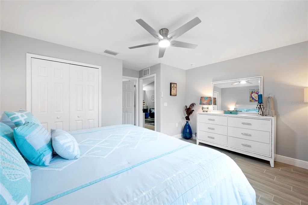 В аренду: $2,800 (3 спален, 2 ванн, 1147 Квадратных фут)