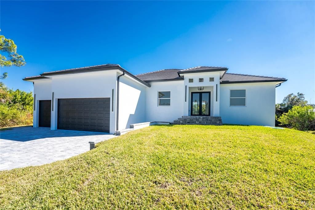 For Sale: $724,018 (4 beds, 3 baths, 2020 Square Feet)