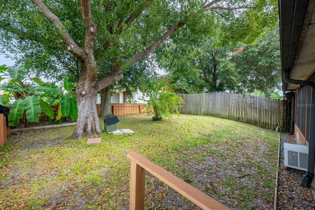 Active With Contract: $275,000 (3 beds, 2 baths, 1079 Square Feet)