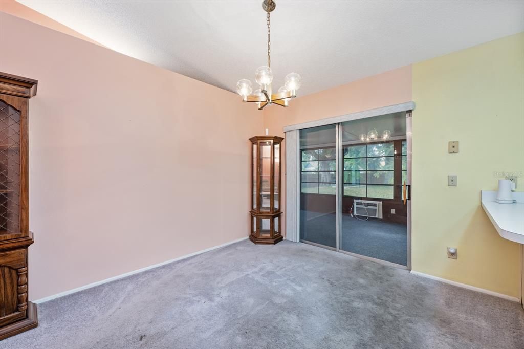 Active With Contract: $275,000 (3 beds, 2 baths, 1079 Square Feet)