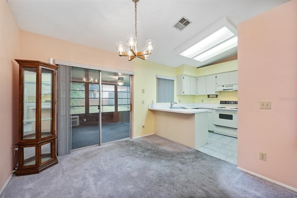 Active With Contract: $275,000 (3 beds, 2 baths, 1079 Square Feet)