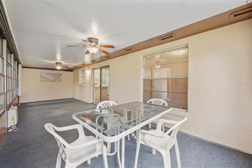 Active With Contract: $275,000 (3 beds, 2 baths, 1079 Square Feet)