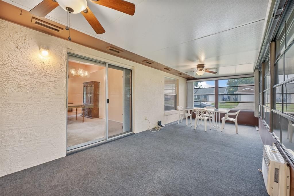 Active With Contract: $275,000 (3 beds, 2 baths, 1079 Square Feet)