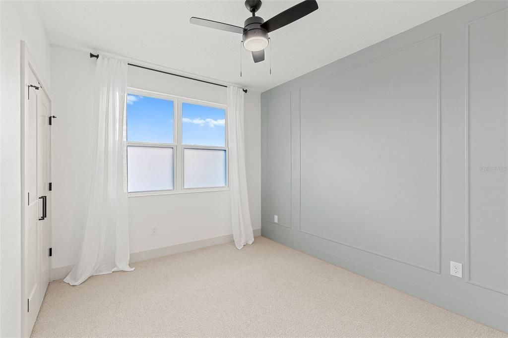 На продажу: $825,000 (3 спален, 2 ванн, 2375 Квадратных фут)