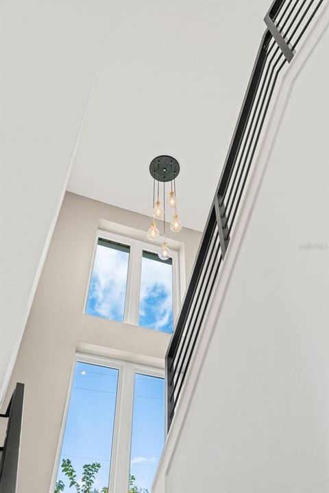 На продажу: $825,000 (3 спален, 2 ванн, 2375 Квадратных фут)