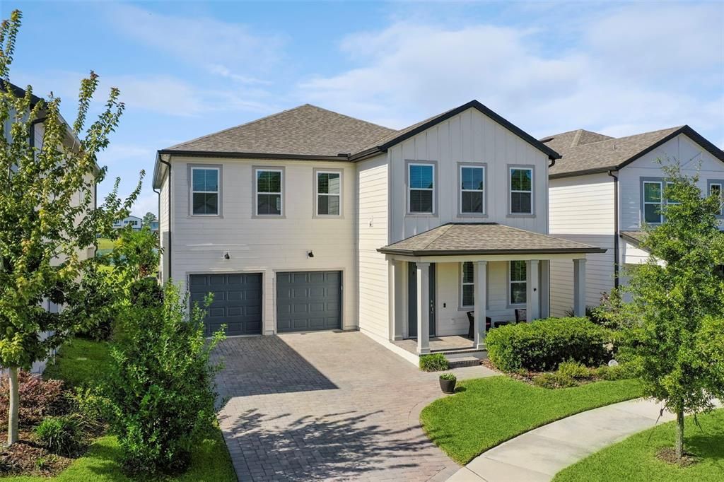 Под контрактом: $899,999 (4 спален, 3 ванн, 3101 Квадратных фут)