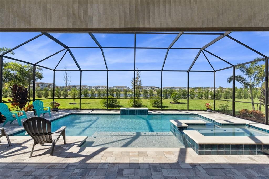 Под контрактом: $899,999 (4 спален, 3 ванн, 3101 Квадратных фут)