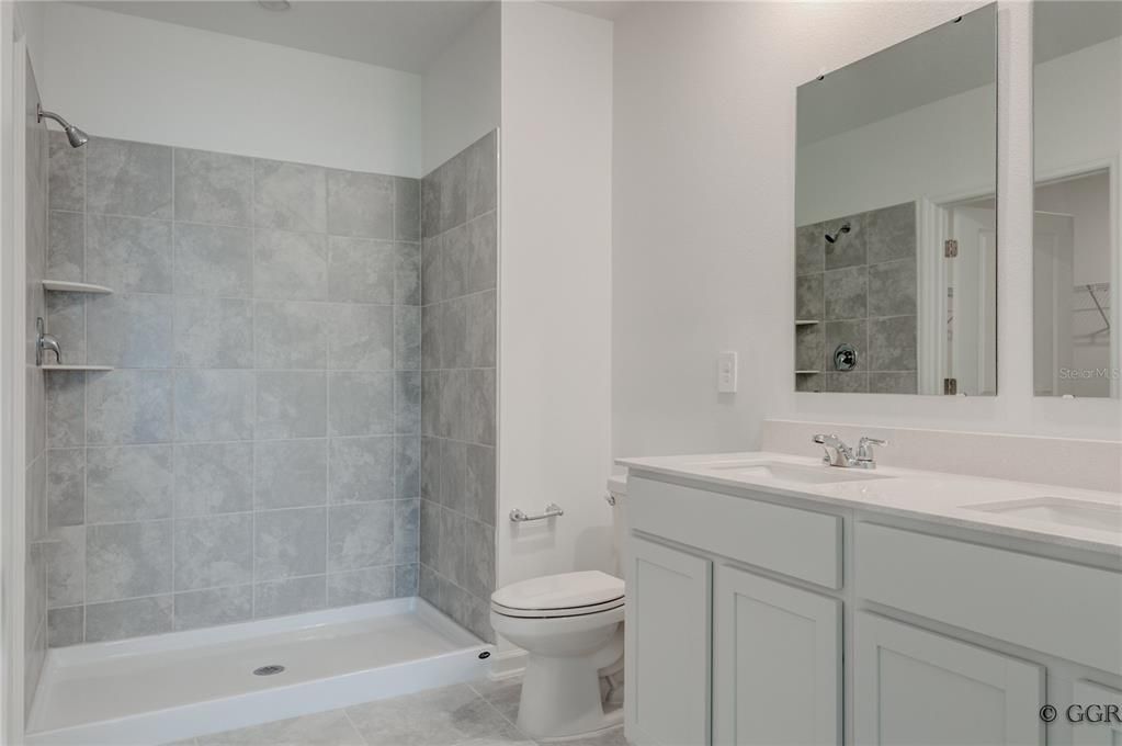 合同活跃: $2,250 (3 贝兹, 2 浴室, 1580 平方英尺)