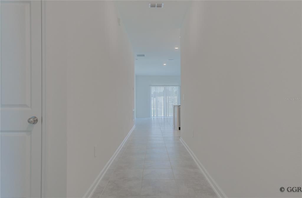 合同活跃: $2,250 (3 贝兹, 2 浴室, 1580 平方英尺)